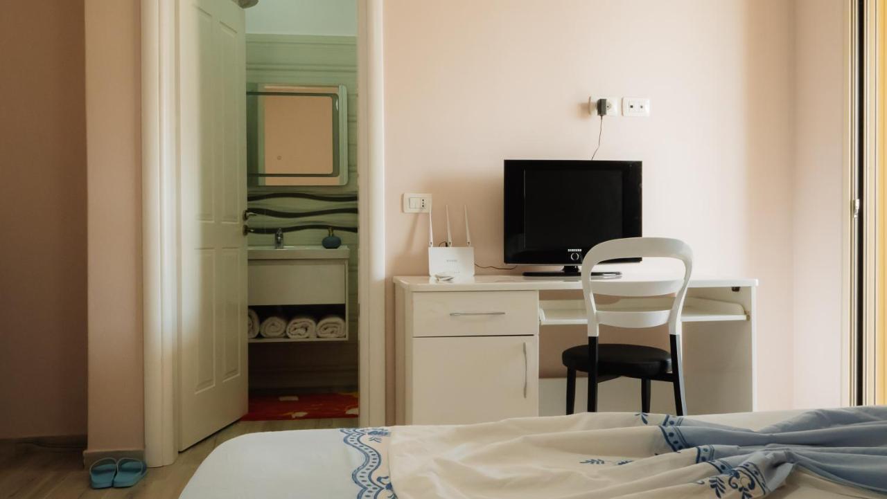 Adriatic East View Apartment Драч Екстериор снимка